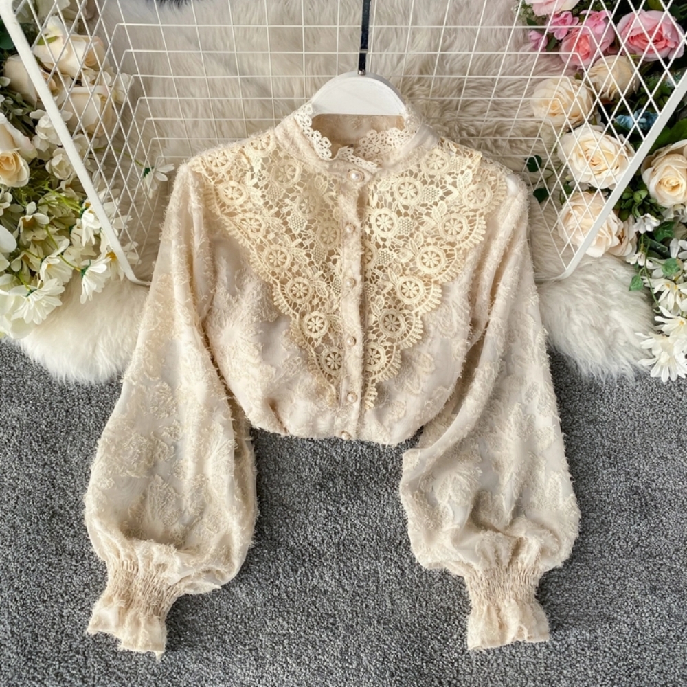 🍒NWT🍒 TEXTURED PARISIAN CHIC BLOUSE